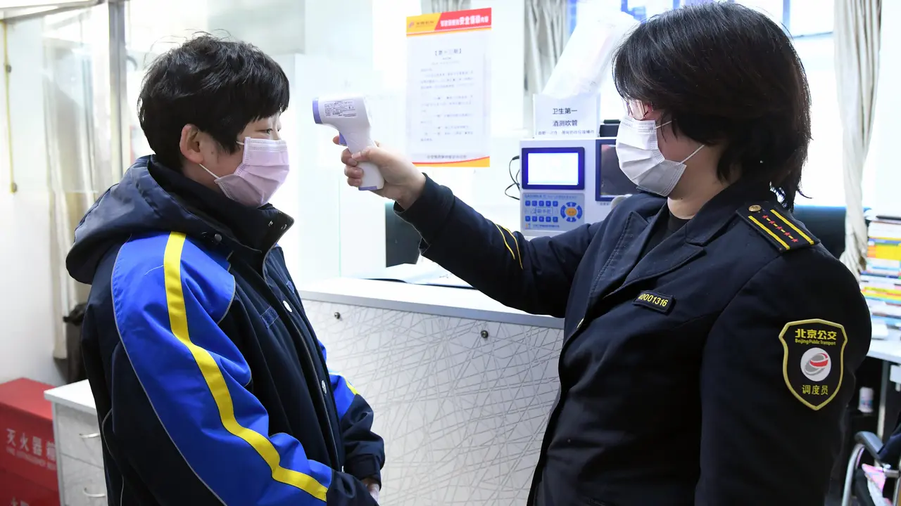 Pencegahan Virus Corona di Transportasi Umum China