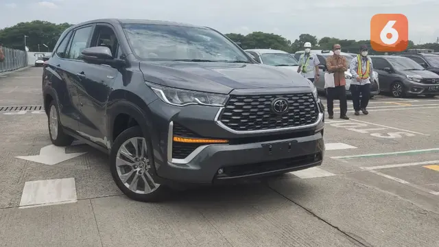 All New Kijang Innova Zenix Hybrid (Otosia/Arendra Pranayaditya)