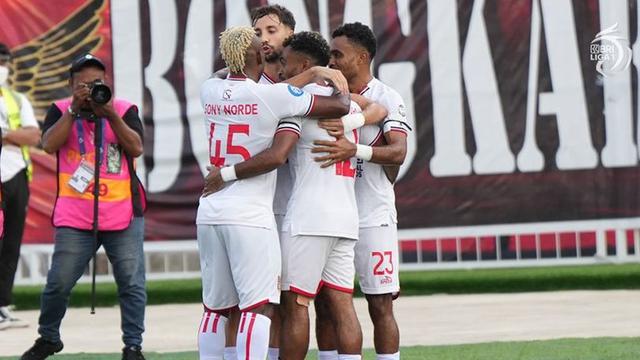 Perayaan gol pemain Malut United pada laga BRI Liga 1 2024/2025