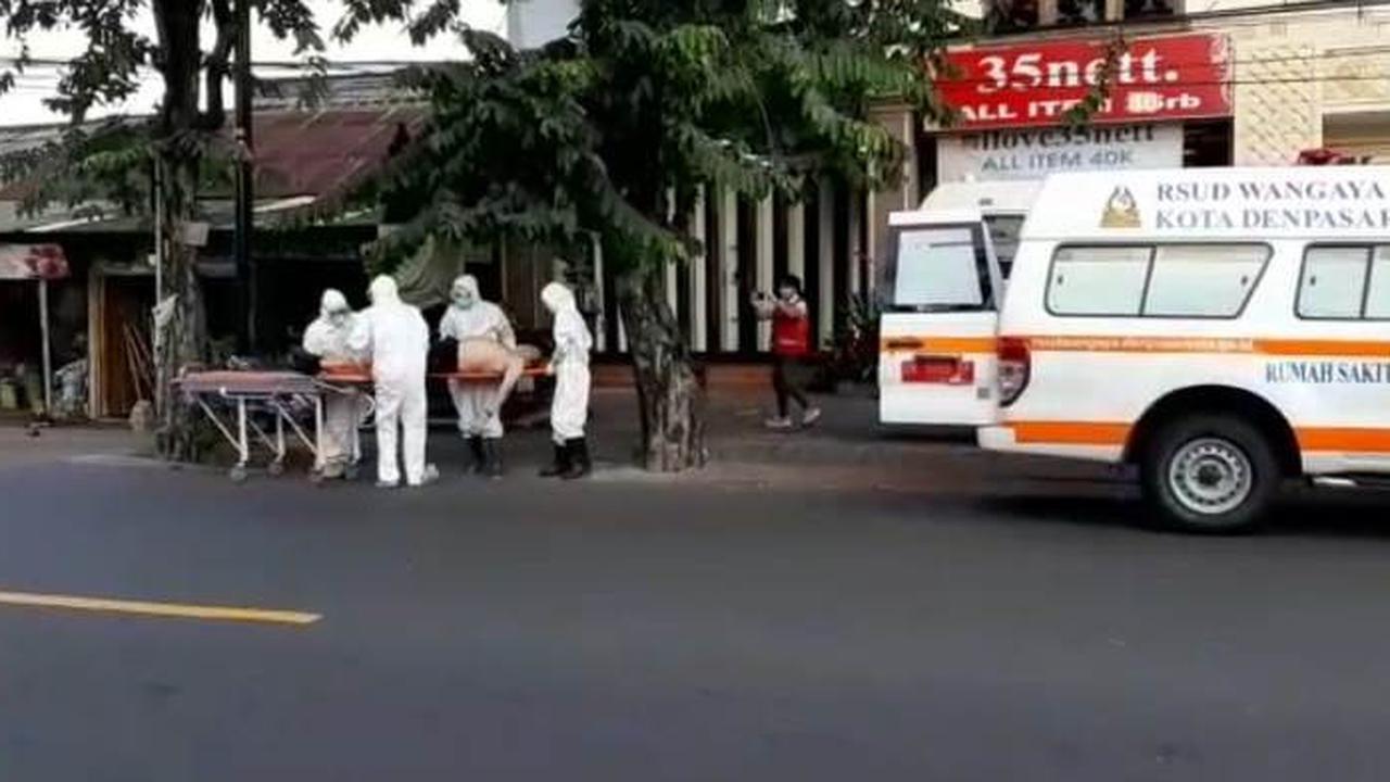 Seorang turis di Bali ditemukan tewas di pinggir jalan di atas motornya