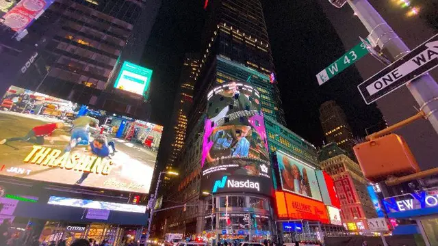 Videoklip musik Maruli Tampubolon terpampang di layar raksasa di Times Square (ist)