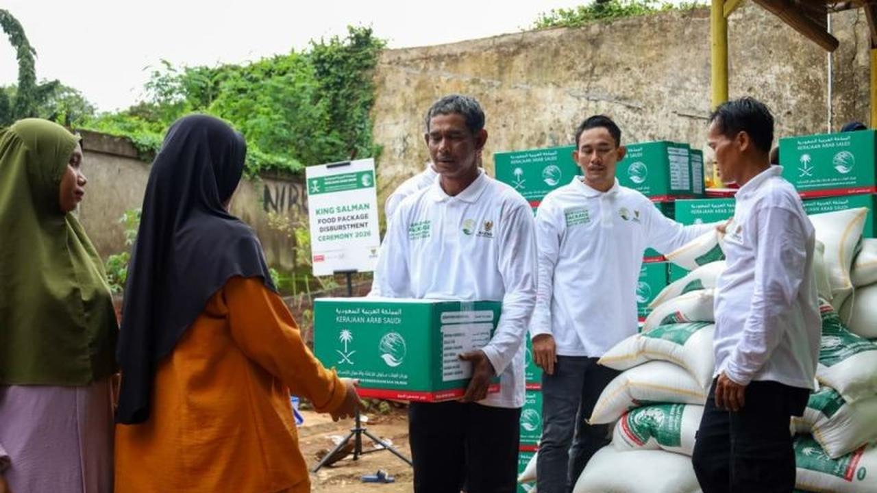 Bantuan Pangan Ramadhan Raja Salman Disalurkan Baznas di Jaktim, Ringankan Beban Warga Prasejahtera