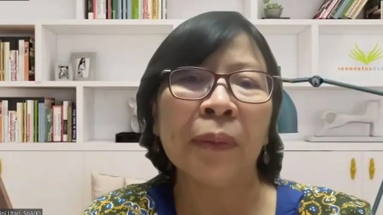 Ketua Unit Kerja Koordinasi (UKK) Endokrin IDAI DR dr Agustini Utari, SpA(K) menjelaskan bahwa steroid adalah obat keras yang harus pakai resep dokter. Jika digunakan sembarang bisa memberikan efek samping yang tidak main-main.