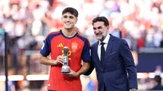 Pau Cubarsi Pemain Muda Terbaik Piala Dunia 2026, Unai Simon Sabet Sarung Tangan Emas