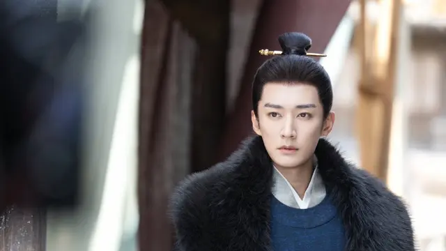 Liu Xueyi di drama Againts The Current (credit: WeTV)