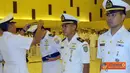Citizen6, Surabaya: Laksda TNI Djoko Teguh Wahojo memimpin penutupan Pendidikan Lanjutan Perwira angkatan ke-19, Aplikasi Diklapa dan Dikmatra TNI AL 2012 di Gedung Moeljadi, Kesatrian Bumimoro, Rabu (20/6). (Pengirim: Kobangdikal).