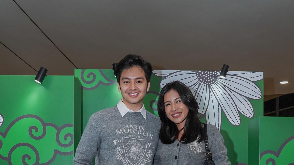 Pesona Selebritas Bergaya Kasual pada Grand Opening Mardi Mercredi, Senayan City