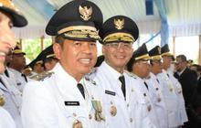 VIDEO: Parade Senja, Akrab Dedi Mulyadi & Pramono Anung Berseragam Tentara Dipimpin Prabowo