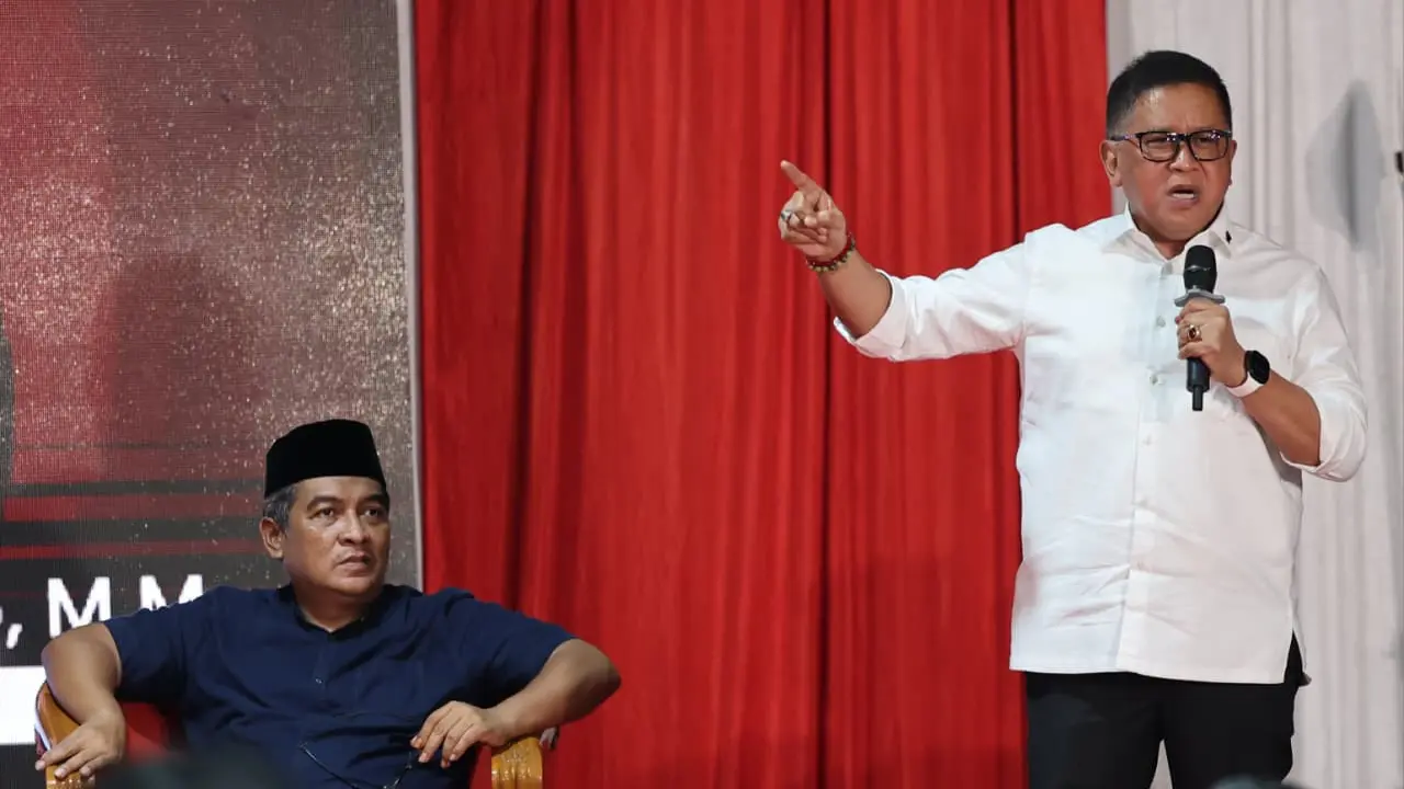 Sekretaris Jenderal DPP PDIP Hasto Kristiyanto dalam Seminar Nasional peringatan Bulan Bung Karno yang digelar di Istana Gebang, Sananwetan, Kota Blitar, Jawa Timur, Minggu (14/6/2026) malam (Istimewa)