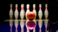 Ilustrasi Bowling (Gambar oleh Rudy and Peter Skitterians dari Pixabay)