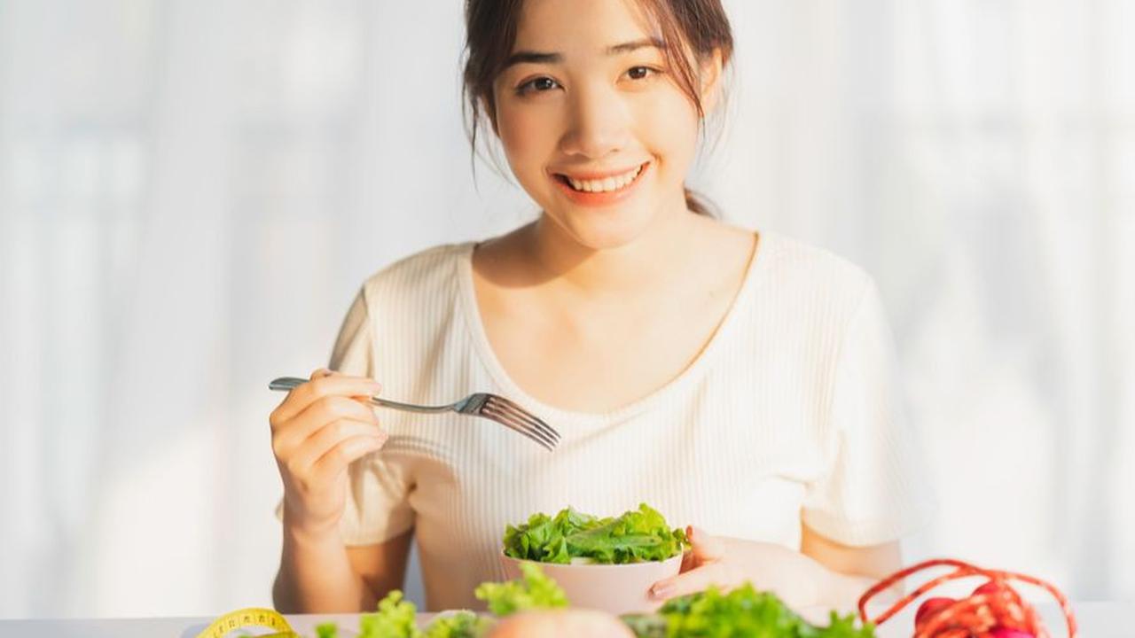 1. Salad Buah dan Sayur