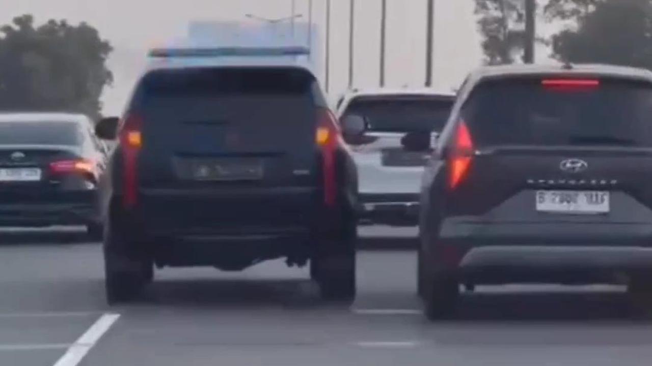Kesaksian Pengendara Rekam Pajero Pelat Polisi Ugal-ugalan di Jalan Tol, Nyaris Senggol Mobil Lain