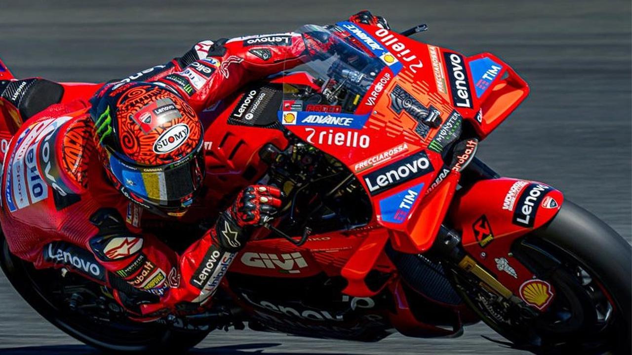 Hasil MotoGP Malaysia: Pecco Bagnaia Kalahkan Jorge Martin, Persaingan Juara Dunia Lanjut ke Seri Terakhir