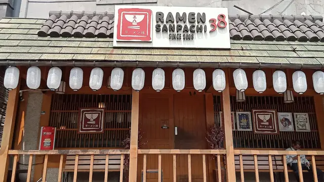 16 Rekomendasi Tempat Makan Enak di Sekitar SCBD Jaksel 2025, Lengkap dengan Menu, Lokasi dan Harga