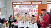 Bakal calon wakil gubernur (bacawagub) Jakarta Suswono menyatakan tengah menyiapkan salah satu program bersama Ridwan Kamil, yakni makan siang gratis untuk warga Jakarta. (Liputan6.com/Nanda Perdana Putra)