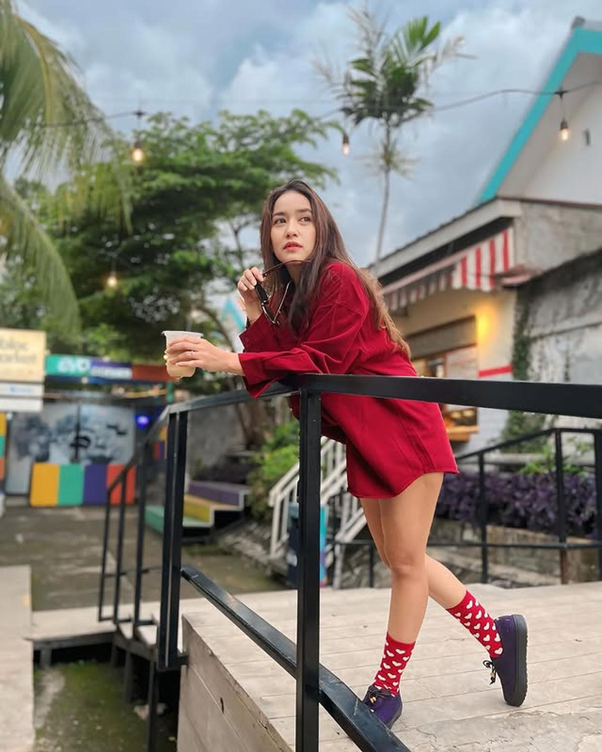 7 Potret Risma Nilawati Mantan Ferry Maryadi yang Awet Muda di Usia 40 Tahun, Gayanya Juga bak Masih ABG