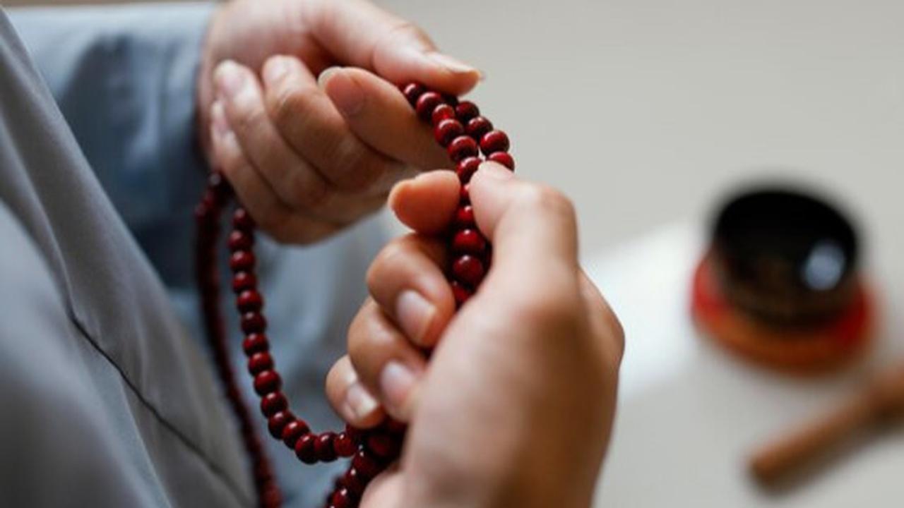 Apakah Perempuan Wajib Melaksanakan I'tikaf di Masjid? Ini Penjelasannya