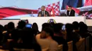 Pelatih kepala baru Timnas Indonesia, Patrick Kluivert memberikan keterangan pada acara konferensi pers mengenai perkenalan pelatih baru Timnas Indonesia di Hotel Mulia, Senayan, Jakarta, Minggu (12/01/2025). (Bola.com/Bagaskara Lazuardi)