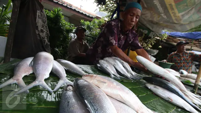 20160205- Jelang Imlek, Pedagang Bandeng Tumpah Ruah -Jakarta- Angga Yuniar