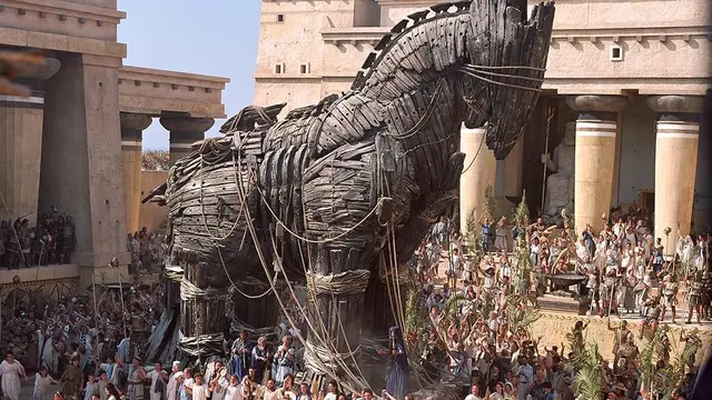 Troy (2004)