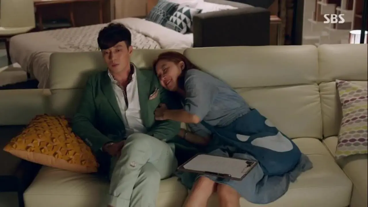 Toko Furnitur dalam Drama Korea Master's Sun Episode 6