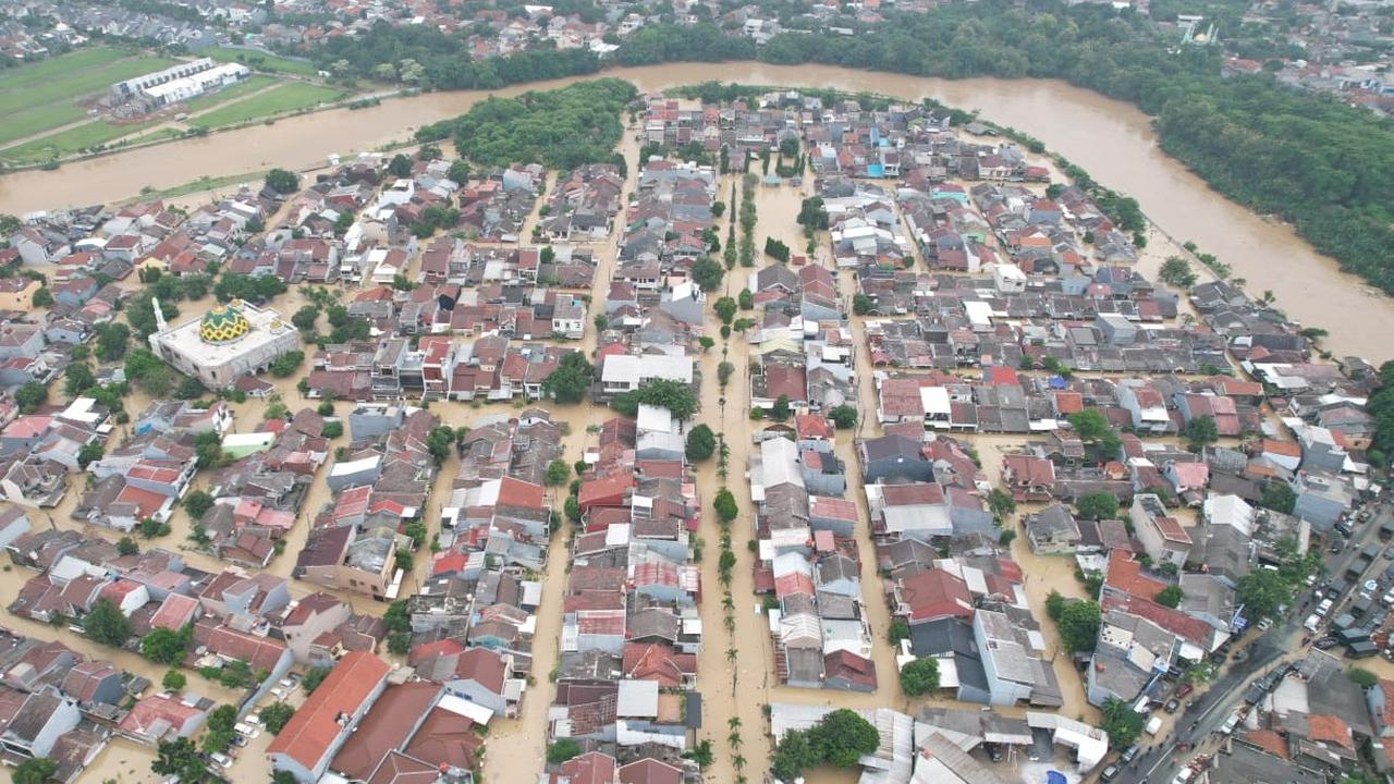 FOTO: Pantauan Udara Kondisi Banjir Parah di Bekasi