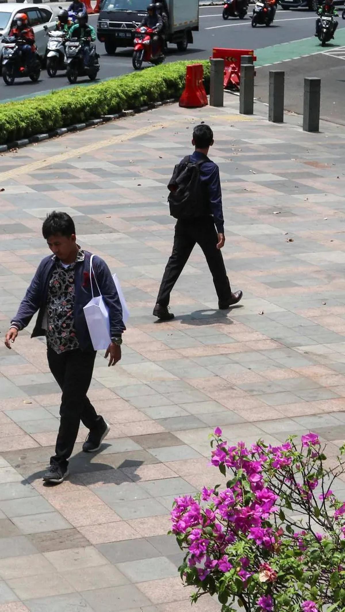 Kepala Badan Meteorologi, Klimatologi, dan Geofisika (BMKG) Dwikorita Karnawati mengatakan, Hari Tanpa Bayangan ini terjadi ketika Matahari tepat berada di posisi 0 derajat atau ekuator khatulistiwa.<br>
