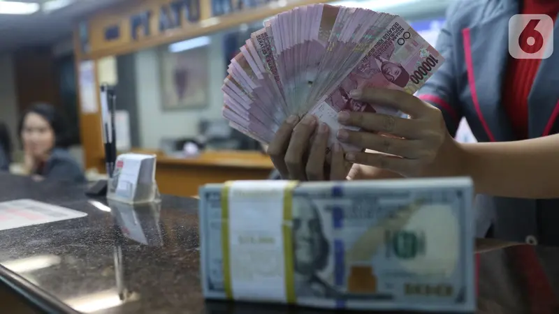 Rupiah Masih Tertahan di Zona Merah