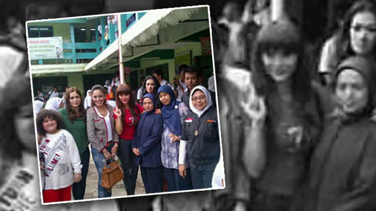 artis-blusukan-140128a.jpg