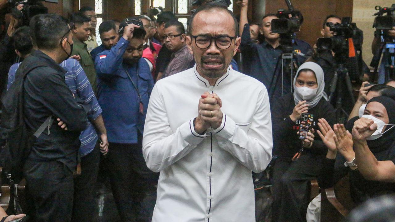 FOTO: Eks Dirut PT Pertamina Patra Niaga Divonis 9 Tahun Penjara dalam Kasus Korupsi Minyak Mentah PT Pertamina