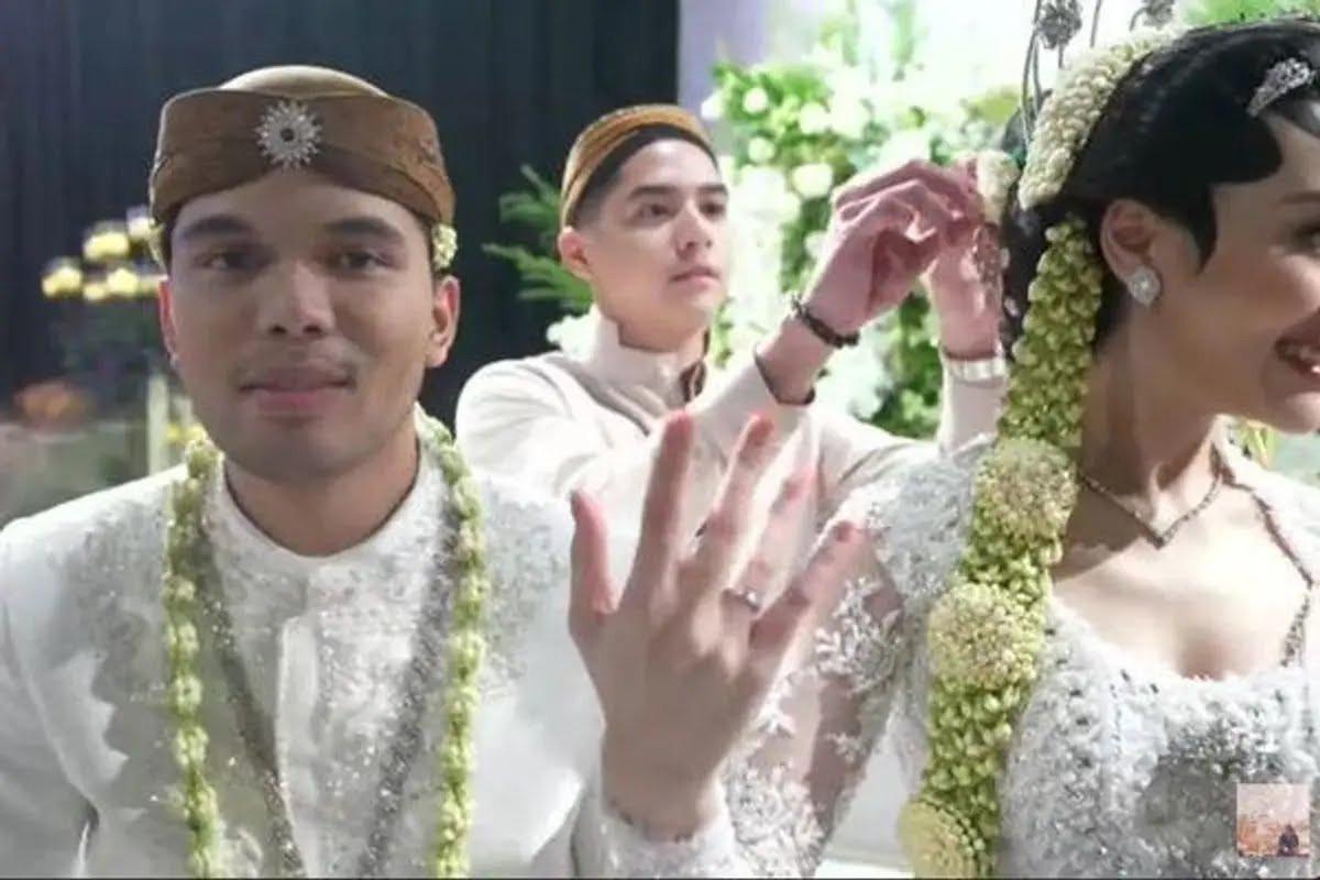 Viral Lagi, Potret Al Ghazali & Alyssa Daguise Ambil Ronce Melati Aaliyah Massaid - Kini Sudah Resmi Menikah