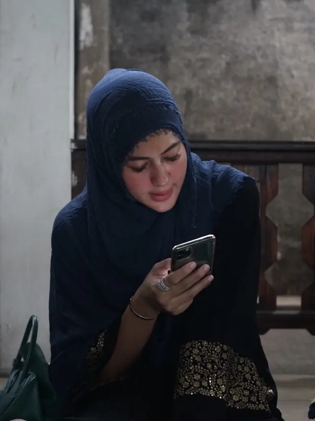 6 Potret Paula Verhoeven Saat Pakai Hijab, Makin Cantik dan Banjir Pujian Netizen