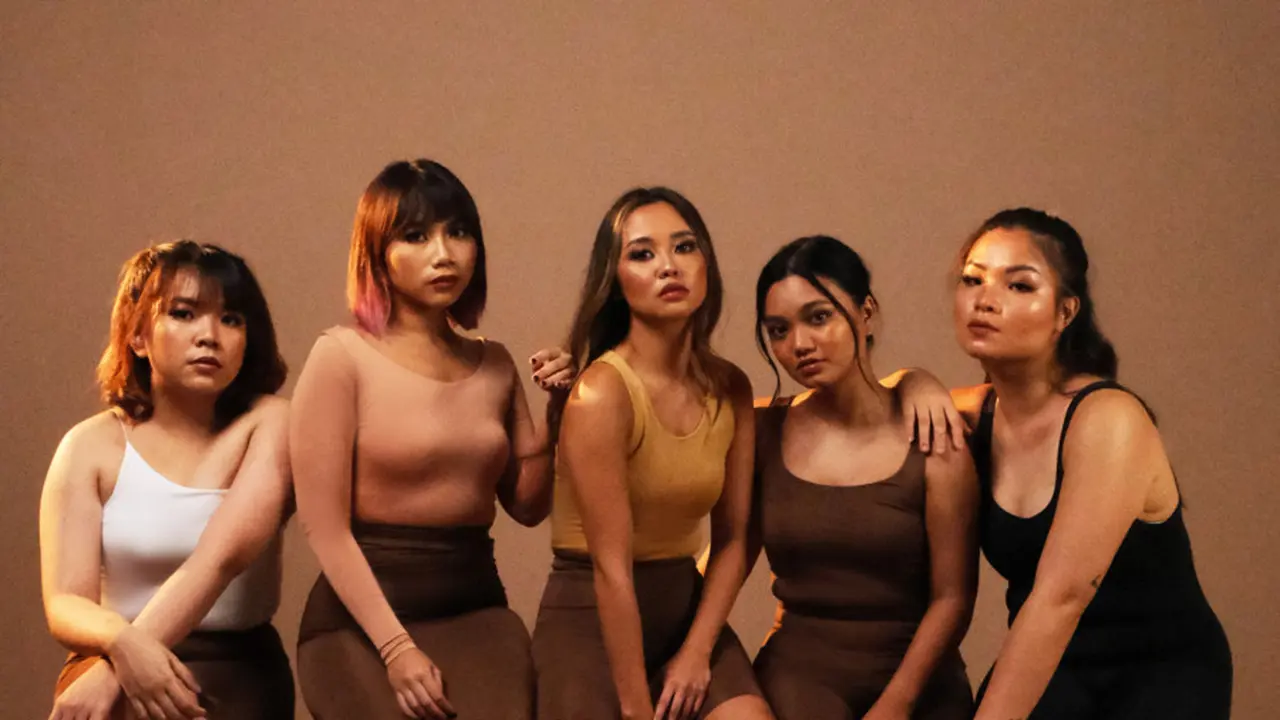 Magnificent Fashion Brand – KURVE: Basic Wear Lokal Suarakan Pesan Percaya Diri dan Lawan Ketidaknyamanan Bentuk Tubuh