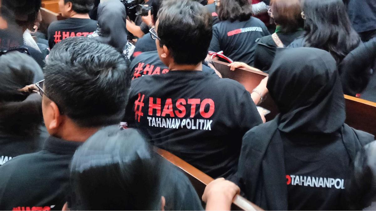 Hasto Kristiyanto jalani sidang perdana