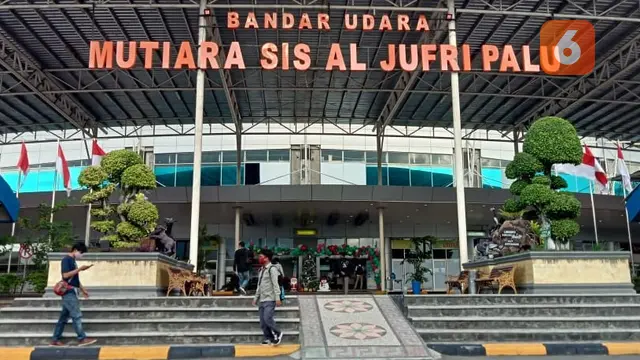 bandara mutiara sis aljufri palu