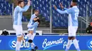 Para pemain Lazio merayakan gol Ciro Immobile (2 kiri)  saat melawan Genoa pada babak 16 besar Coppa Italia  di Olimpico stadium, Rome, (18/1/2017).  (EPA/Ettore Ferrari)