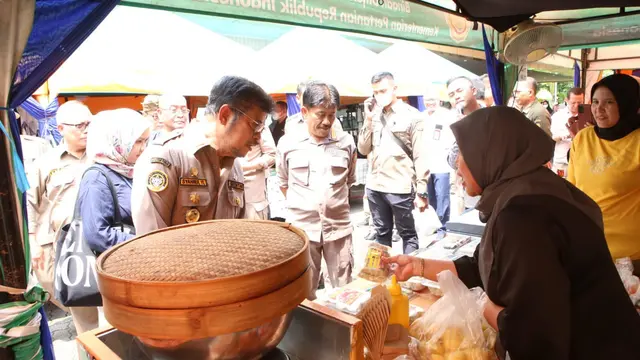 Pastikan Ketersediaan Bapok Murah, Mentan Mentan SYL Tinjau Bazar Ramadhan