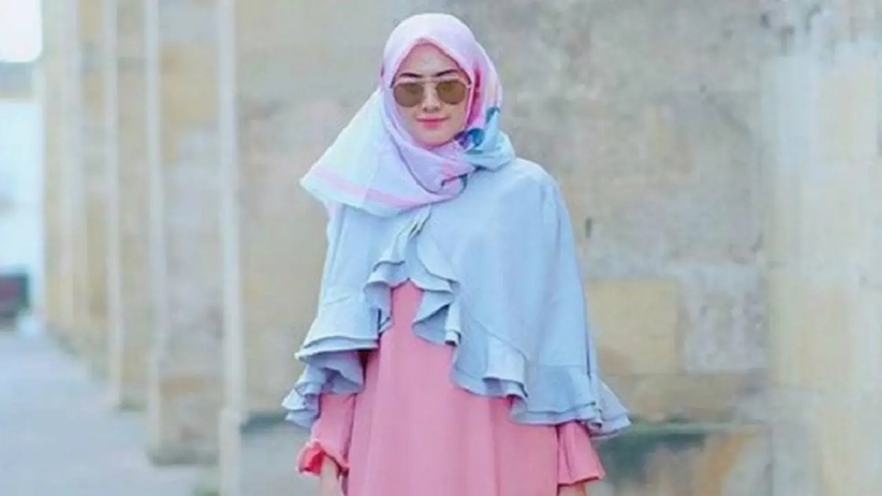 [Bintang] Tidak Membosankan, Ini 3 Inspirasi Pakaian Gamis yang Super Fresh