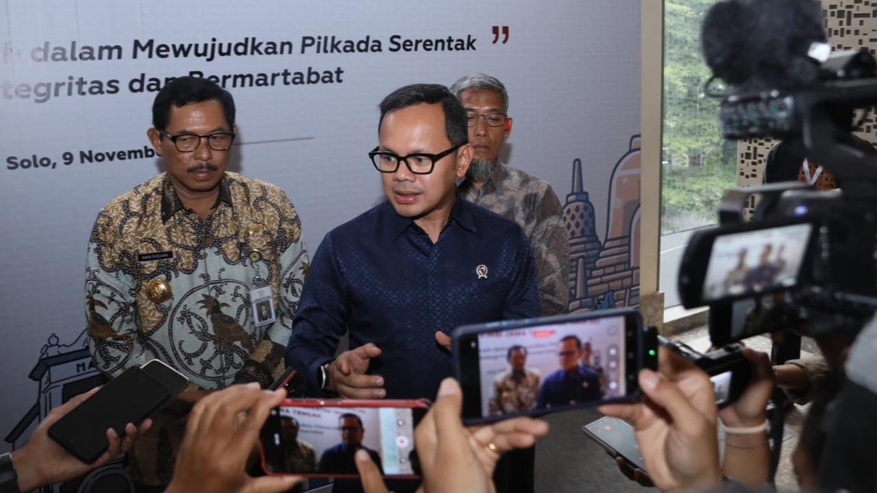 Wamendagri Bima Arya Dorong Pemda Jaga Stabilitas Politik dan Keamanan di Masa Pilkada