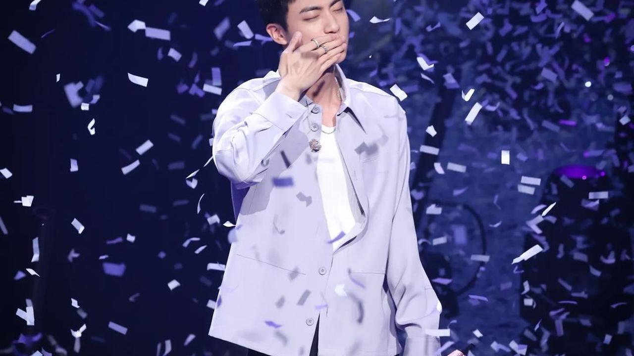 Jin BTS
