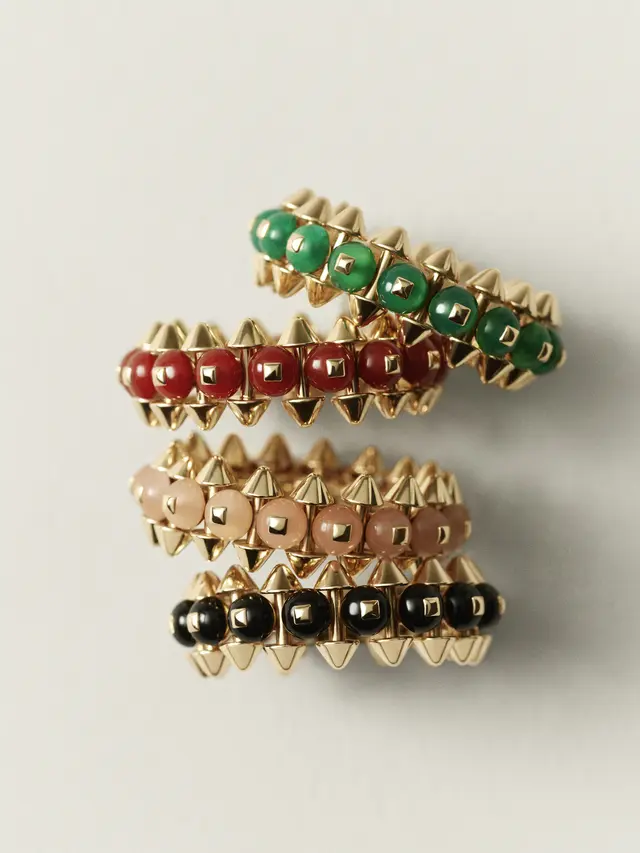 Clash de Cartier Perkenalkan Perhiasan Emas Kuning dengan Desain Lebih Ekspresif