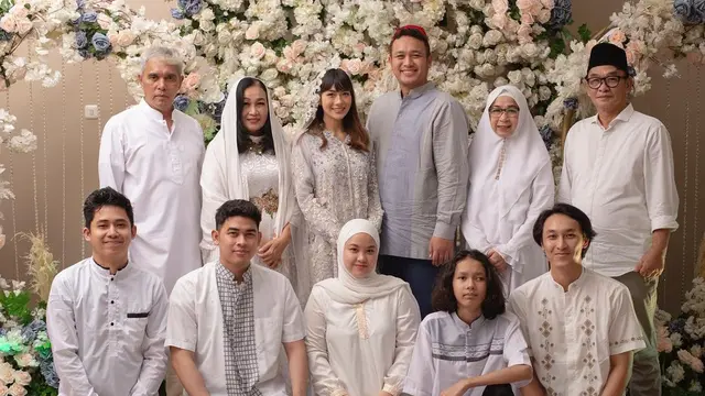 [Fimela] Gilang Dirga dan Adiezty Fersa