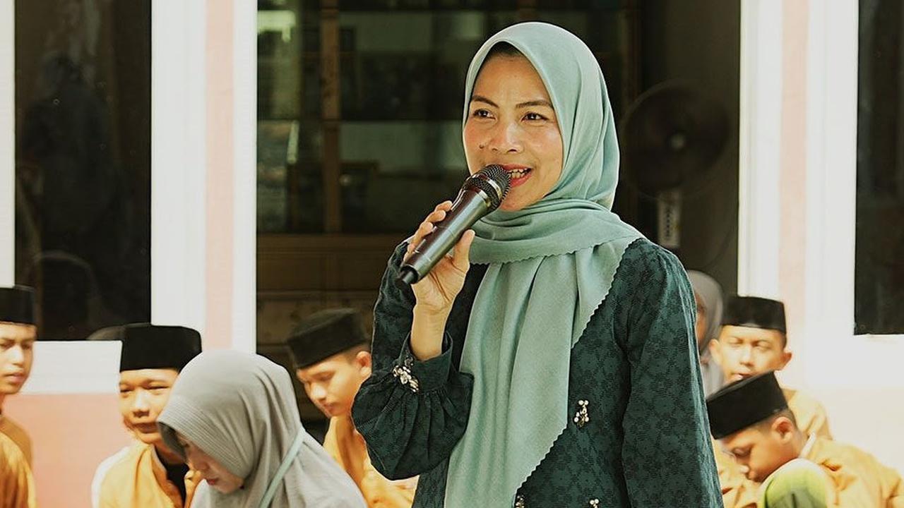 Profil Ratu Rachmatu Zakiyah Calon Bupati Serang 2024, Mantan ASN Kemenag yang Juga Istri Menteri Desa Yandri Susanto