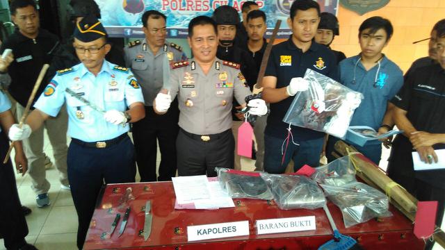 Polisi menetapkan 7 tersangka dalam bentrok di Lapas Permisan Nusakambangan yang melibatkan kelompok John Kei dan Kelompok napi Teroris. (Foto: Liputan6.com/Muhamad Ridlo/Polres Cilacap)