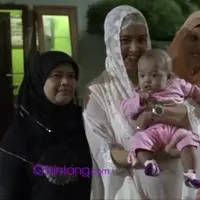 Sibuk mengenyam pendidikan membuat Marcella Zalianty melupakan sejenak dunia artis.