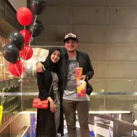 Gaya casual chic. (laudyacynthiabella/instagram)