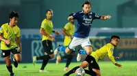Persib Bandung Vs Barito Putera pada pekan pertama BRI Liga 1 2021/2022 di Indomilk Arena, Tangerang, Sabtu (4/9/2021). (Bola.com/Muhammad Iqbal Ichsan)