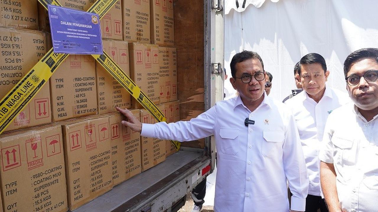 Mendag Budi Amankan Produk Keramik Ilegal Rp9,8M di Surabaya