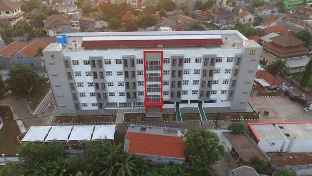 Kementerian PUPR dan Kemensos menyediakan rumah susun (Rusun) Sentra Mulya Jaya di Jakarta. Rusun setinggi 5 lantai dan 93 unit hunian tersebut diperuntukkan bagi masyarakat Pemerlu Pelayanan Kesejahteraan Sosial (PPKS). (Dok Kementerian PUPR)