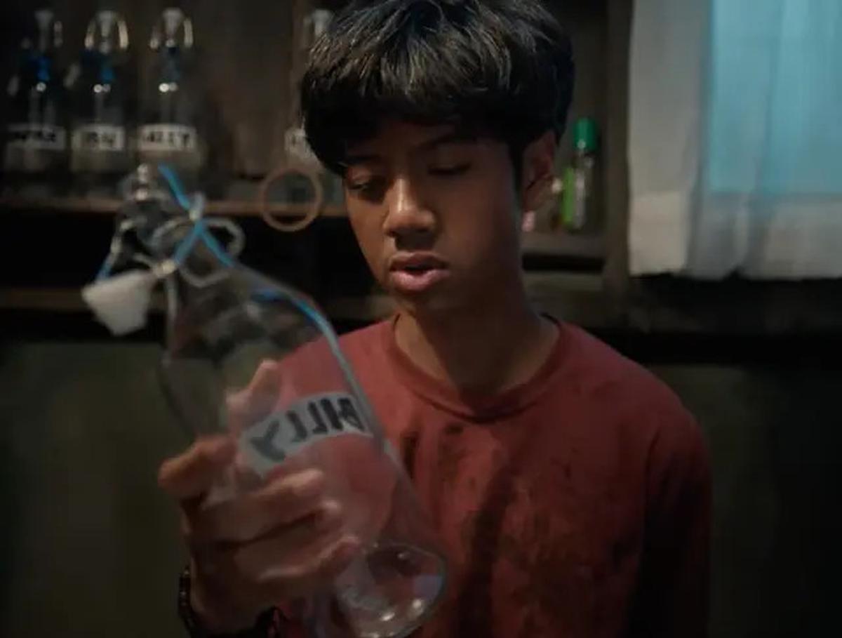 Selain Tony Sukaharta, Ini 6 Tokoh Penting Film Keluarga Super Irit Dibintangi Dwi Sasono dan Widi Mulia